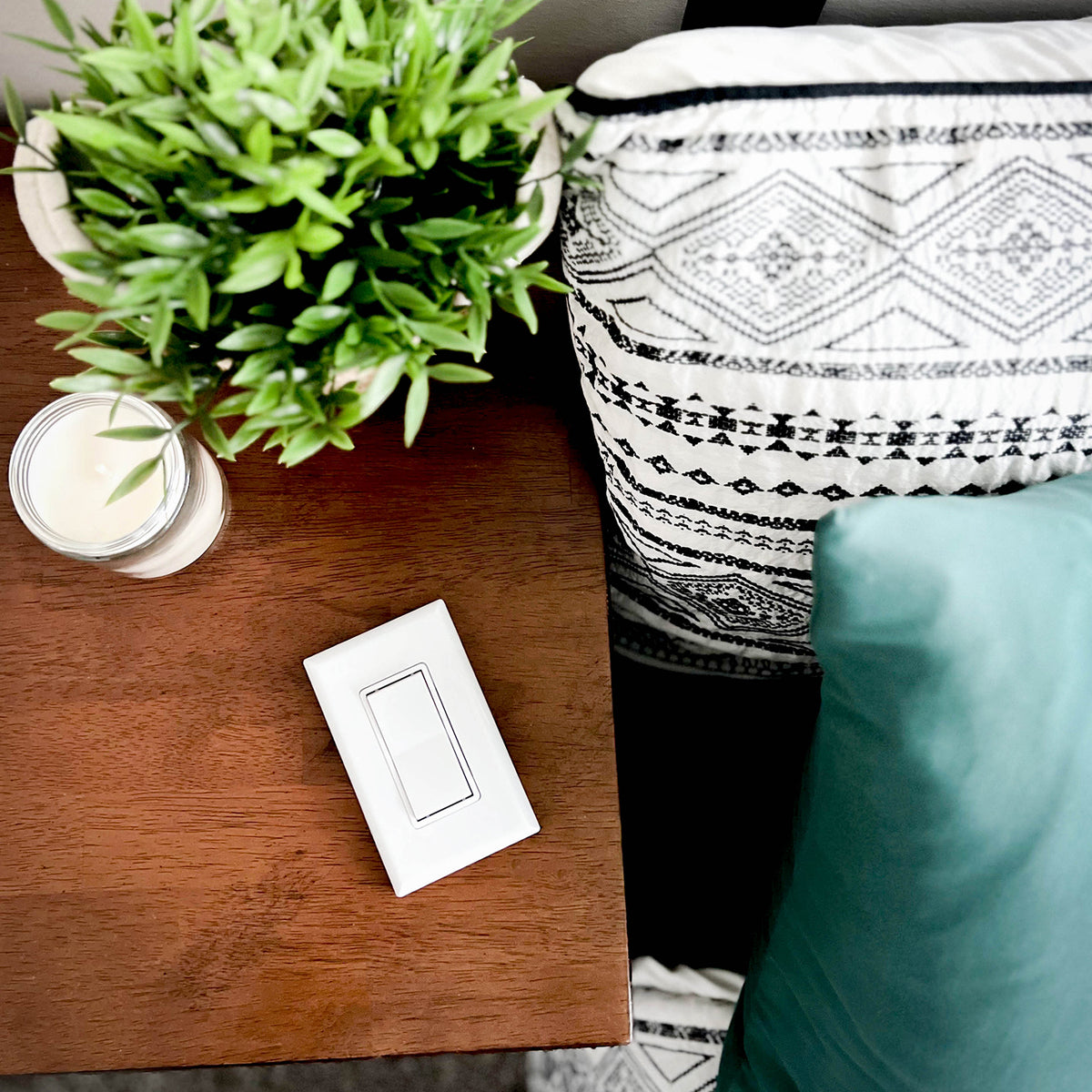 RunLessWire Battery-Free & Wireless Light Switches