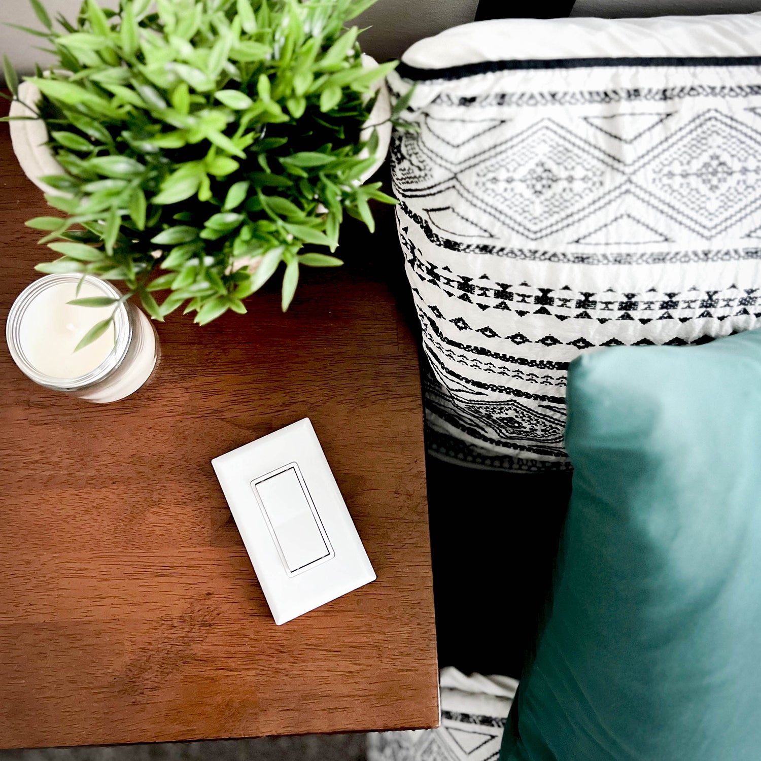 RunLessWire Battery-Free & Wireless Light Switches